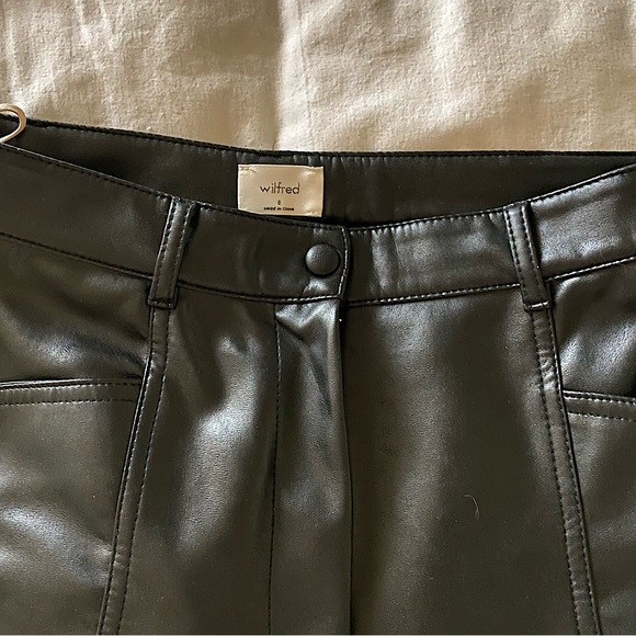 Black faux leather pants - Picture 3 of 5